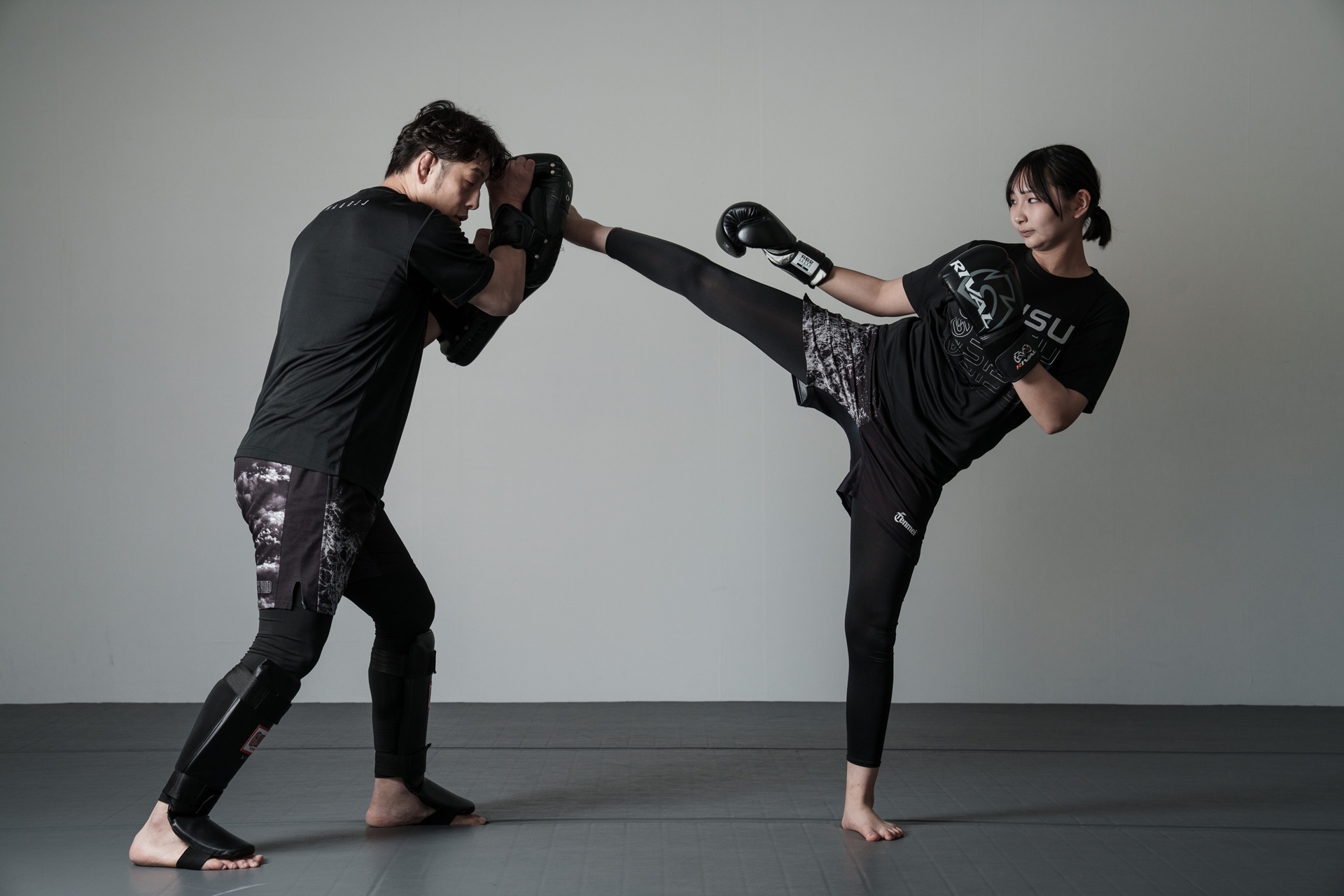 メインビジュアル02